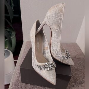 Elegant Ivanka Trump stilettos